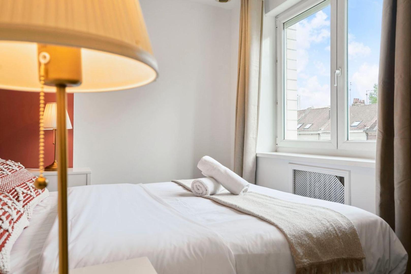 Hypercentre Two Bedrooms 70m2 Apartment Lille
